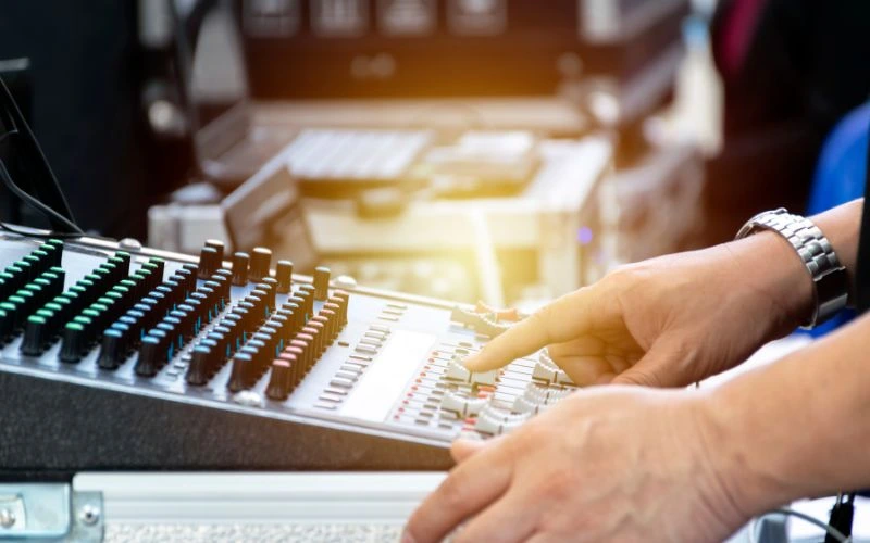 Applications of Band Pass Filters